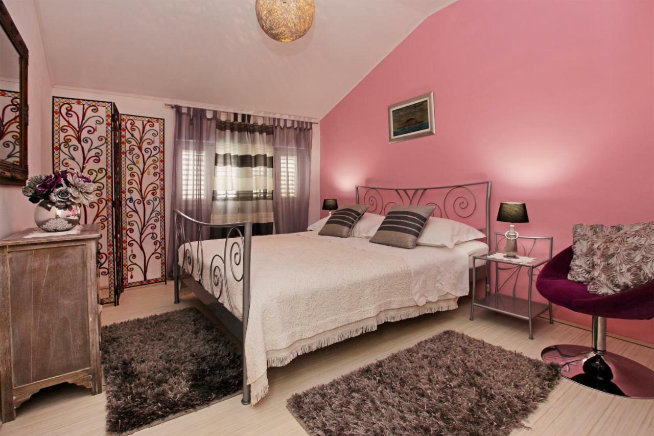 Apartment Ambroz Вела-Лука Екстер'єр фото
