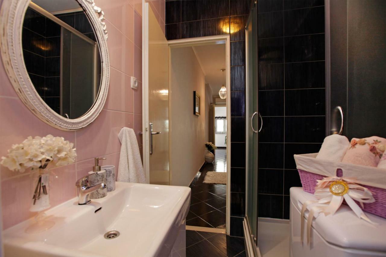Apartment Ambroz Вела-Лука Екстер'єр фото